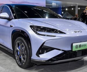 Tesla Model Y 杀手！BYD Sea Lion 07（海狮）登场：定位轿跑 SUV，中国预计售价约 RM 130,000 起。