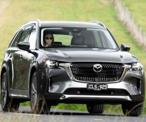 Mazda 进军豪华市场取得成功，2024 财年上半年盈利创新高。