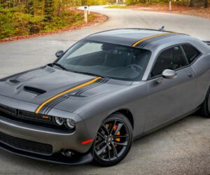 再见了地狱猫！经典美式肌肉车 Dodge Challenger 正式停产。