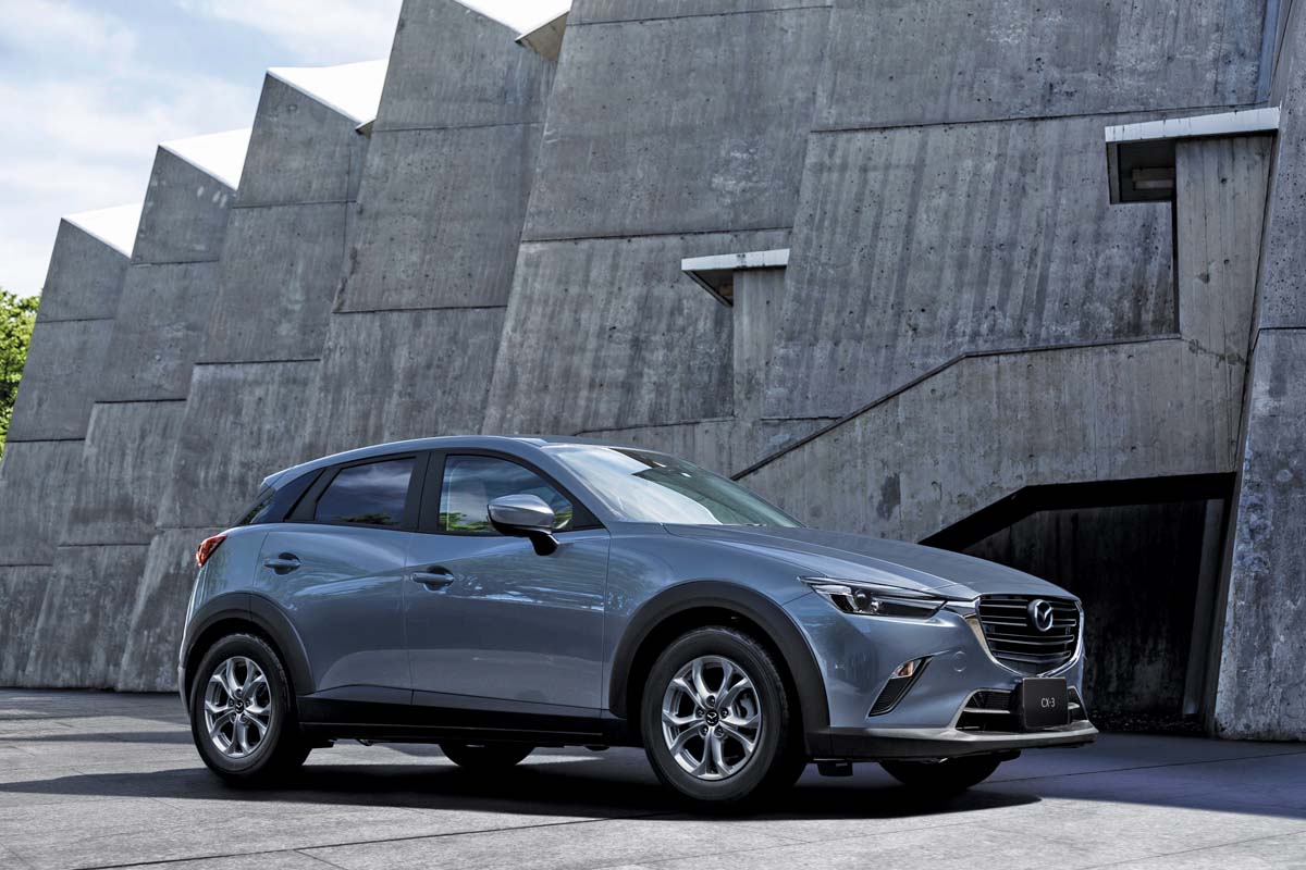 2024 Mazda CX-3 正式发表：全系 LED 头灯组、新增360镜头和无线 Apple Carplay ！