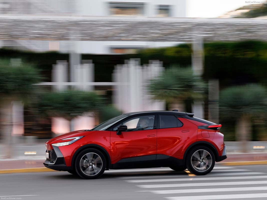 2024 Toyota C-HR 确认进军亚洲: PHEV 车型最大马力223 Hp、0-100加速仅需7.3秒!
