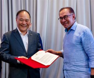 DRB-Hicom 正式和 Geely 签约，共同建设 Tanjung Malim 汽车城，打造区域最大汽车出口基地。