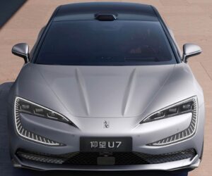 千匹性能猛兽！BYD YangWang U7 官图发布：百万级旗舰轿车，四轮独立电机，最大马力 1,180 Hp。