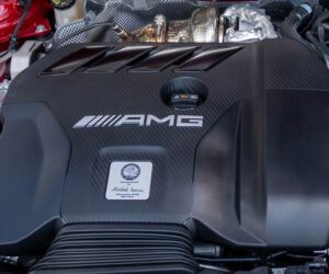 一缸 117 Hp！ Mercedes-AMG M139 引擎：最大马力 469 Hp，地表最强 2.0L 四缸引擎。