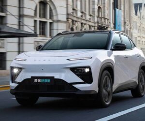 “Chery eQ7” 现身大马测试：2U. CHAT 贴牌，搭载半固态电池，号称世界首款续航 1,000 km 的 SUV。