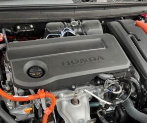 Honda 2.0L i-MMD 混动引擎获选 WardsAuto 十佳引擎及驱动系统，唯一入选的 Hybrid 混动系统。