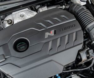 电动车需求放缓，Hyundai 集团重启内燃机开发项目，研发符合市场需求的新一代引擎。