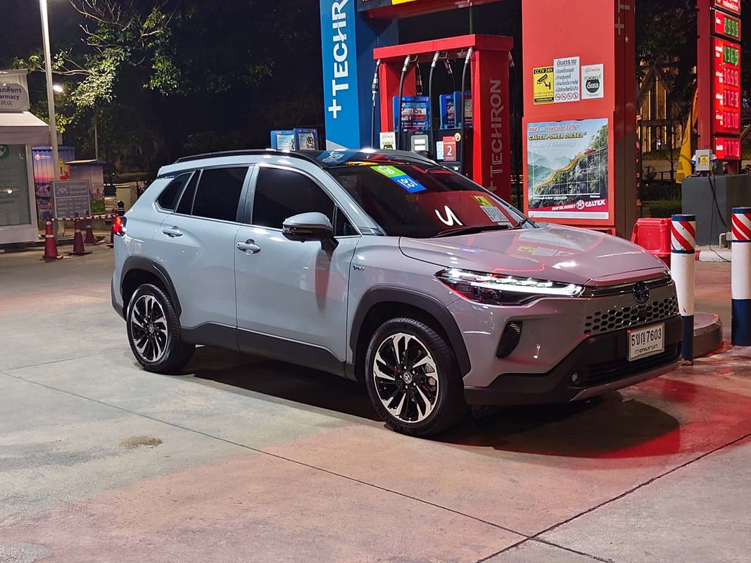 2024 Toyota Corolla Cross Hybrid 泰国实测:0-100加速比起老款略快、油耗突破19 km/L大关!