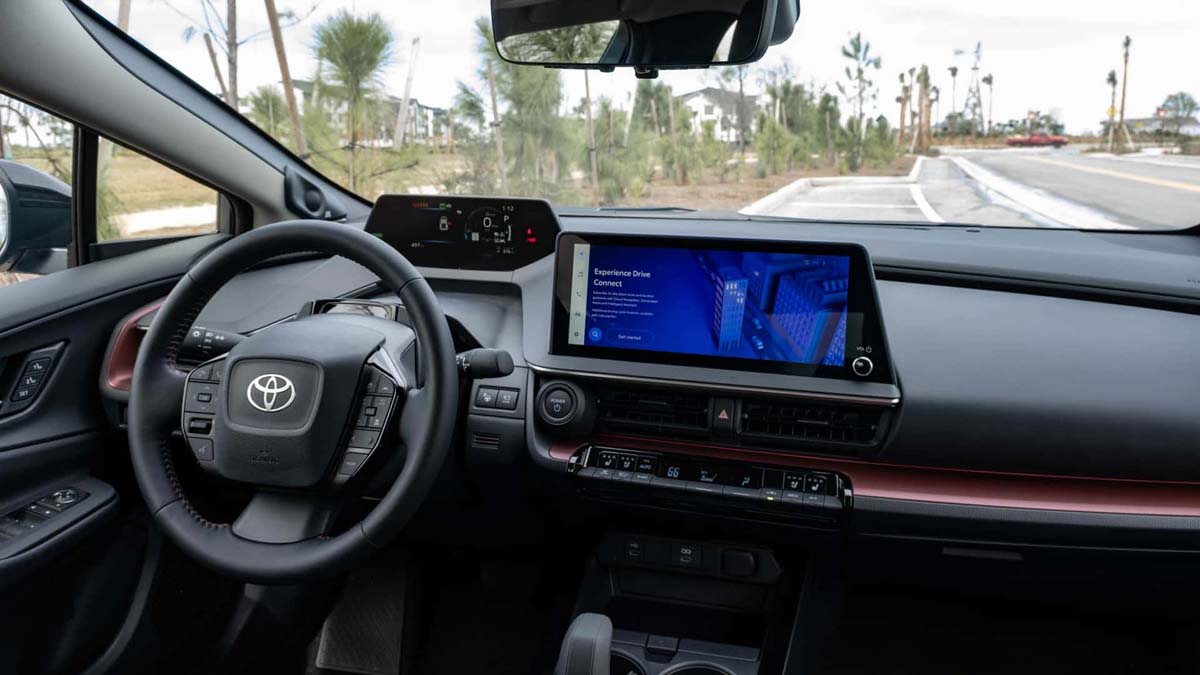 外媒称 Toyota Prius Prime 比电动车更好，满缸燃油可行驶966公里！