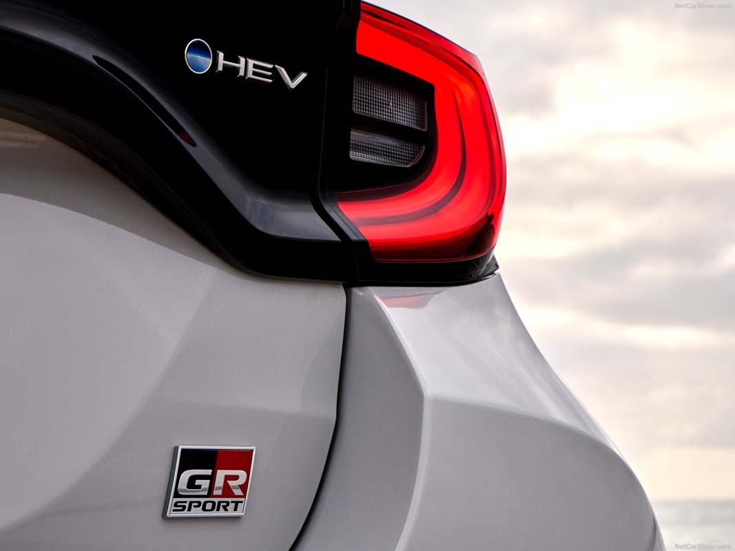 Toyota 在全球各地降低混动车款价格，让混动车款更为亲民！