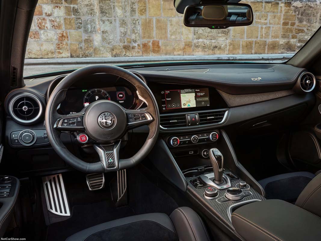 Stellantis 老板：绝不将 Alfa Romeo 品牌出售给中国汽车公司