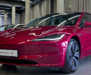 卷起价格战！Tesla Malaysia 全系降价 RM 8,000，Model 3 售价 RM 181,000 起。