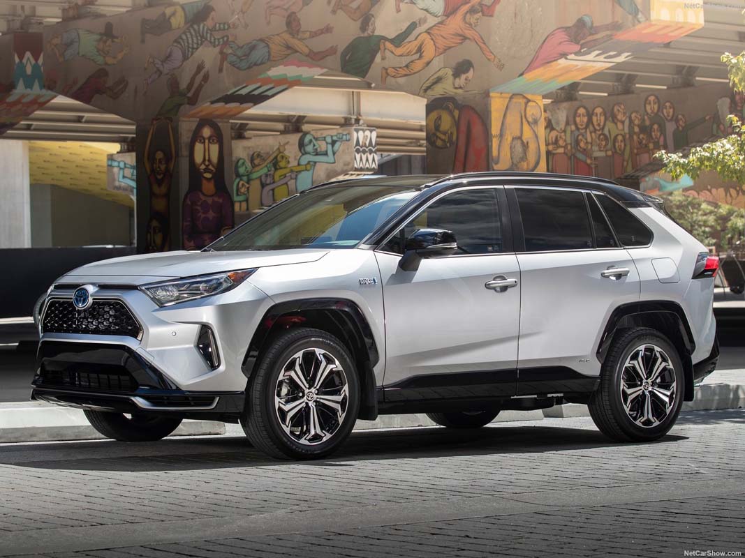 Toyota 混动车款在澳洲创下新纪录、目前占其总销量接近一半!