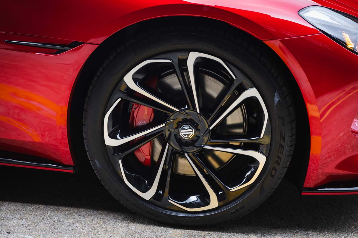 MG Cyberster 正式开放预订:拥有503 PS/725 Nm的输出,本地售价低于RM 350,000