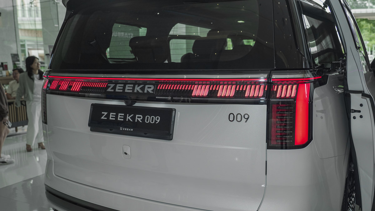 Zeekr 009 我国开放预览：最大续航582 km、本地预计售价低于RM 370,000