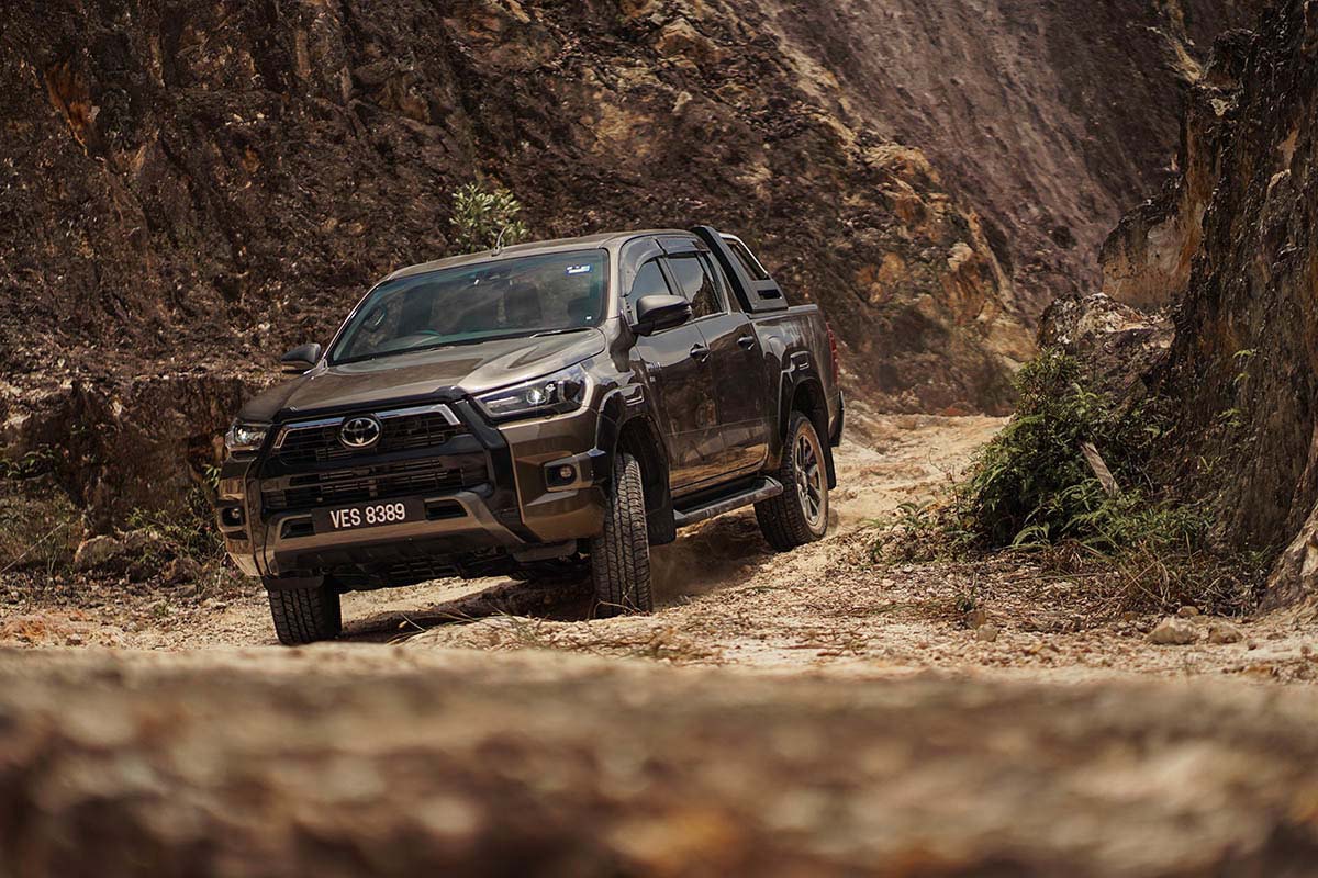 2026 Toyota Hilux 大改款详情曝光:延续IMV平台、或首搭柴油混合动力引擎