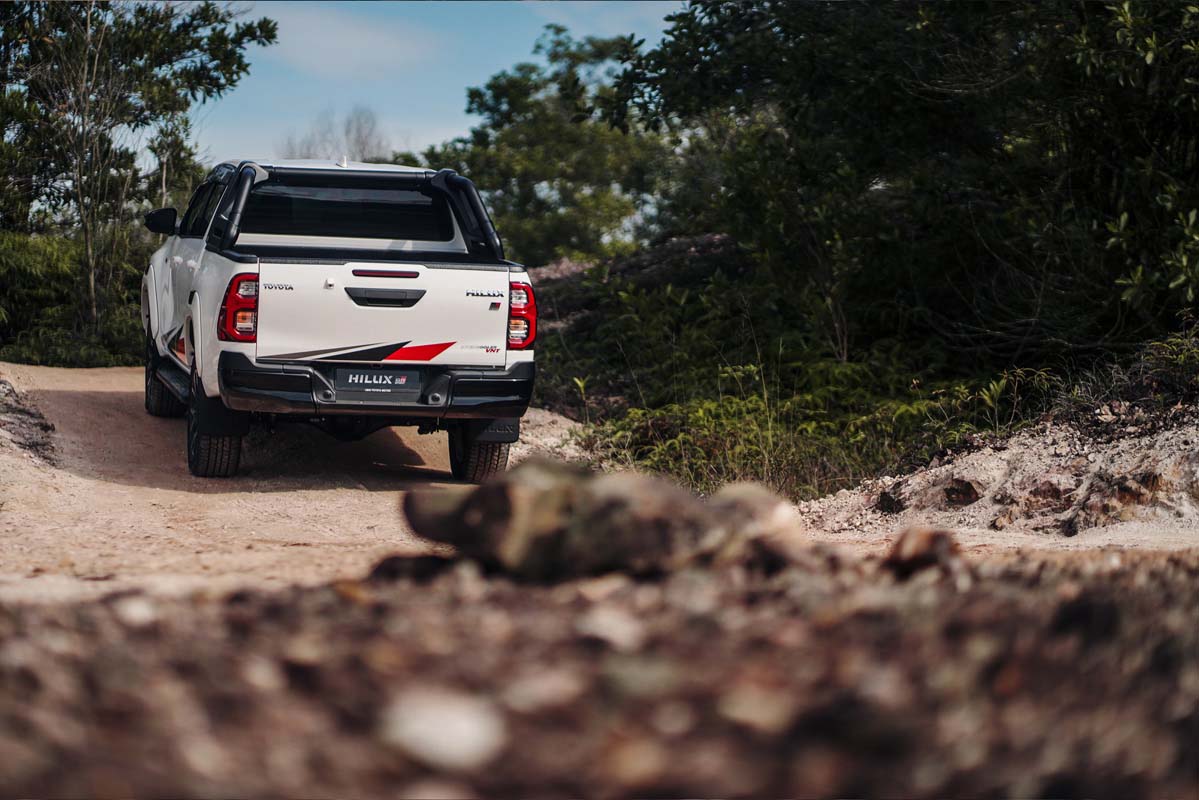 2026 Toyota Hilux 大改款详情曝光:延续IMV平台、或首搭柴油混合动力引擎