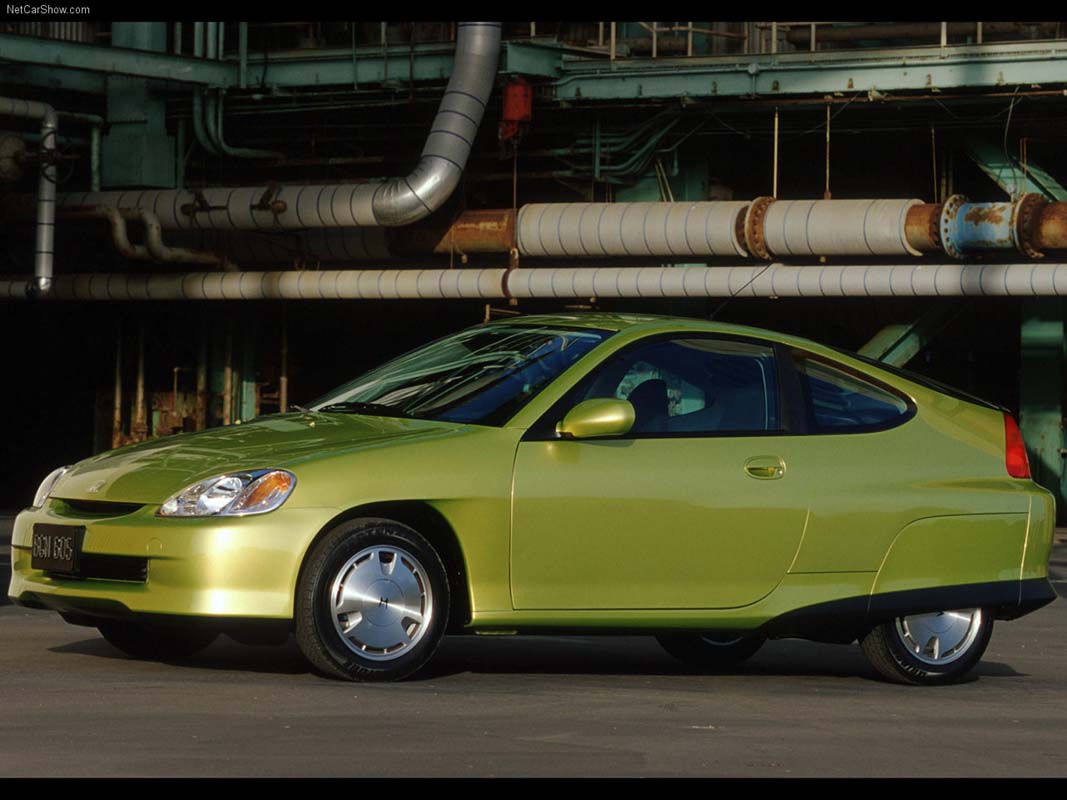 Honda Insight 25年前创下的3.36L/100 km的记录目前还是无人可打破!