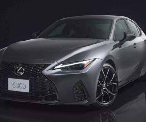 2025 Lexus IS300 F Sport Black IV Special Edition：爆帅日本黑武士、搭载2.0L涡轮引擎+后轮驱动的运动轿跑