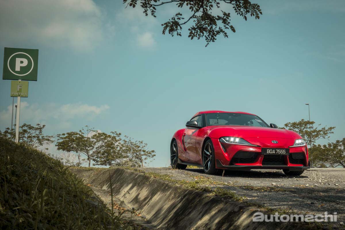 男人到老都是少年!87岁老爷爷购入 Toyota GR Corolla,人生第一辆“四门车”!