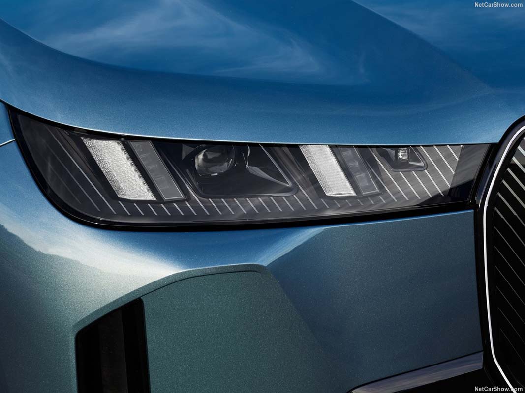 2025 BMW iX 正式发布：新外观设计更科幻、WLTP 续航超过700公里！