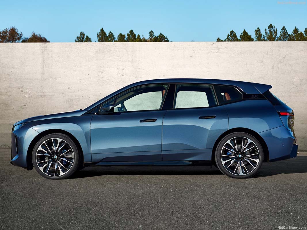 2025 BMW iX 正式发布:新外观设计更科幻、WLTP 续航超过700公里!