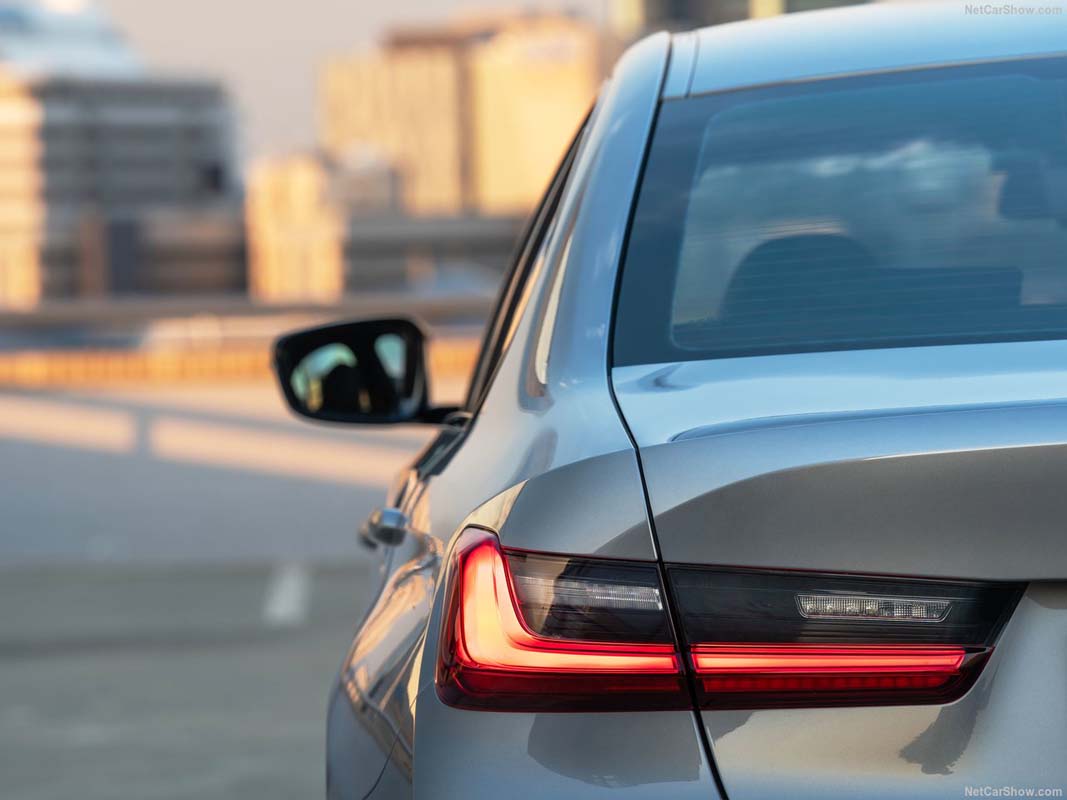 最超值二手车：2023 BMW 320i M Sport 、德系豪华后驱轿车仅需约RM 200,000即可入手！