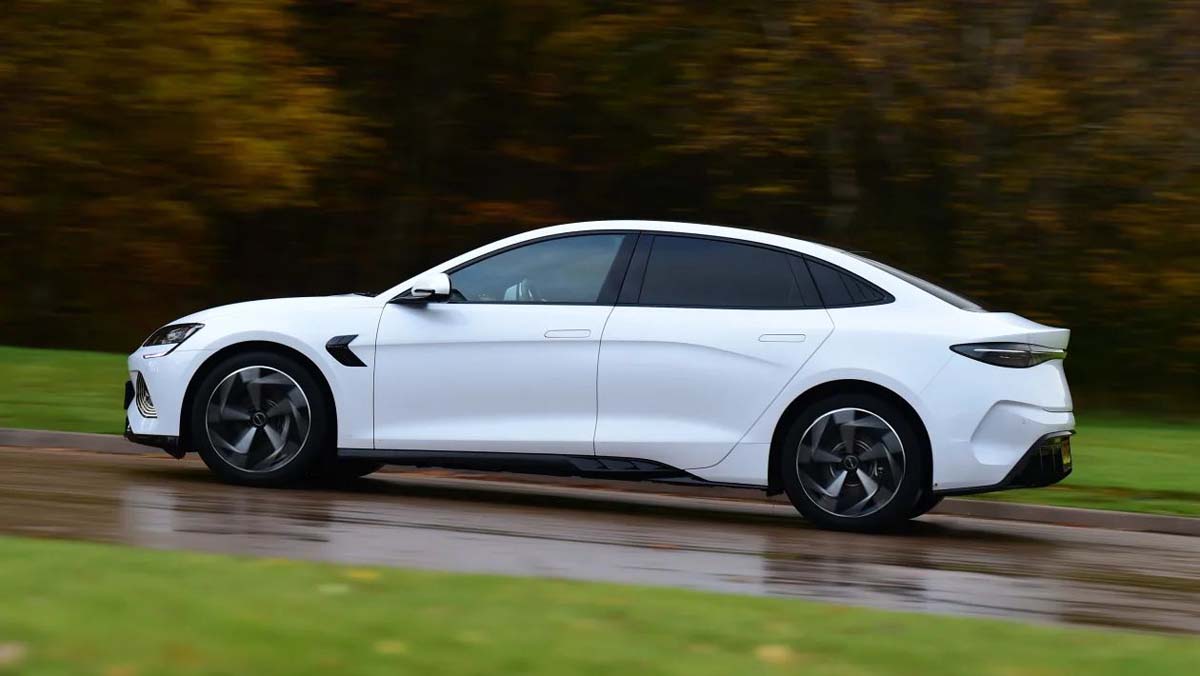 最超值二手车： BYD Seal Premium WLTP 续航570 km，现在只需要RM 140,000就可入手