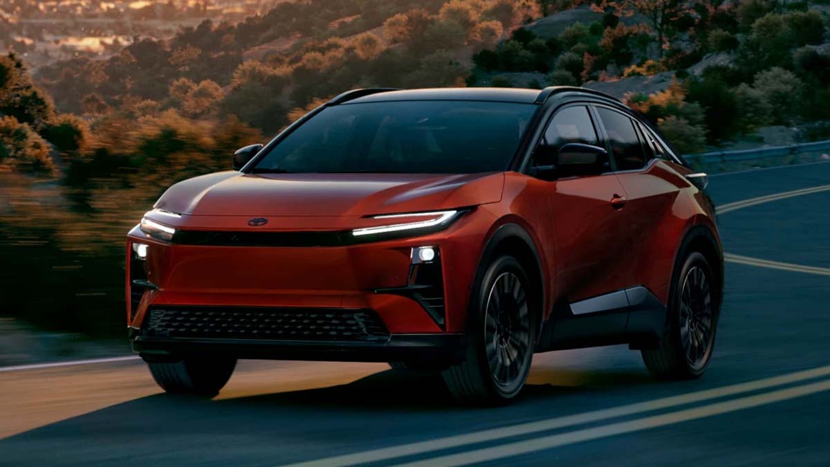 2026 Toyota C-HR 美规正式发布:采纯电动力最大马力338 Hp、EPA 续航447 km!