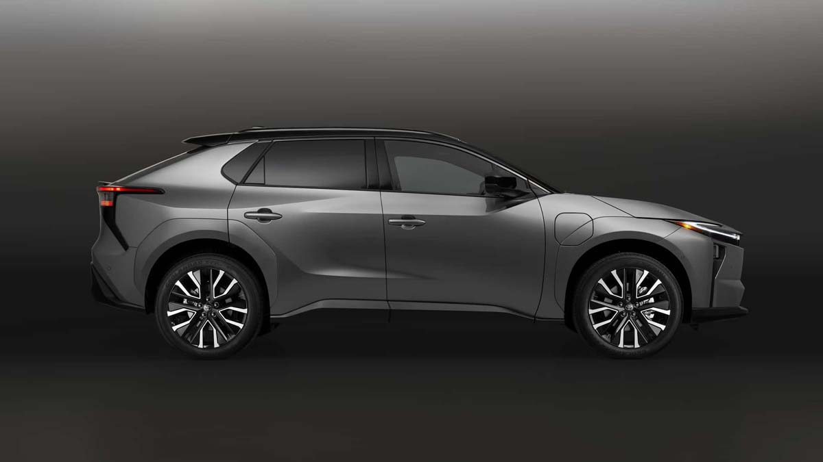 2026 Toyota bZ 北美正式发布：最大续航505 km、我国的第一款丰田电动车？