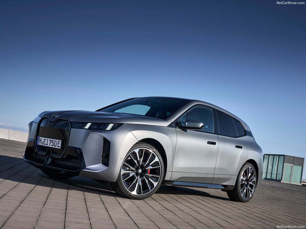 BMW 高层：All-in 电动车已经证明失败、未来趋势是多路线发展