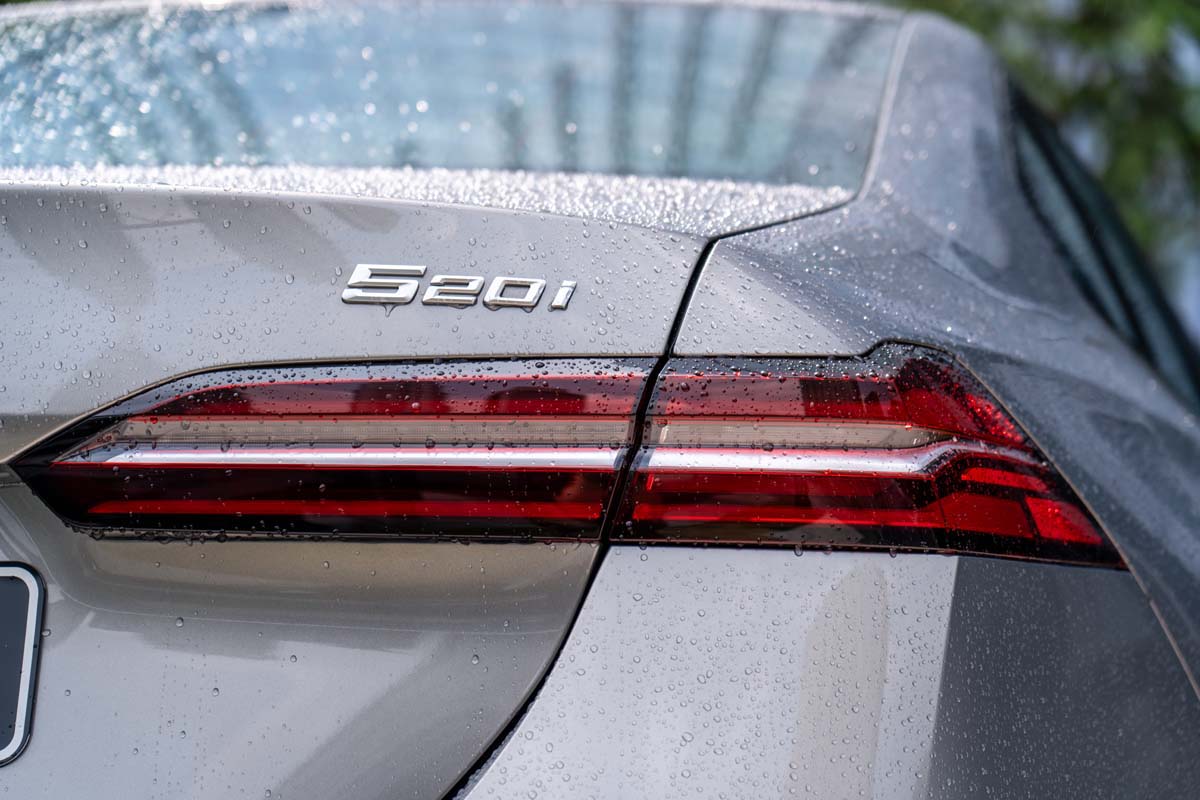 BMW G60 520i ：用 330i 的价格买到5 Series 是不是很划算？