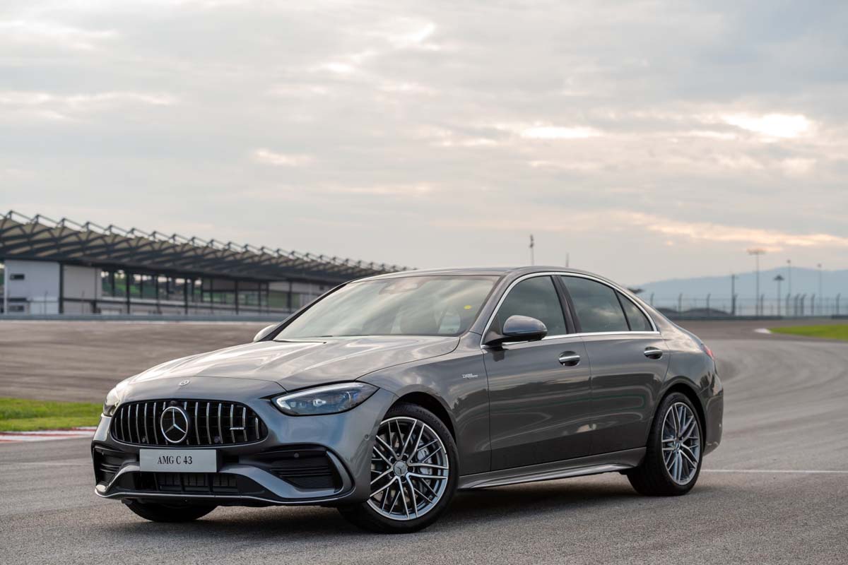 Mercedes-AMG C43 4Matic:2.0L的一人一机,大马市场可以买到“最便宜”的AMG!