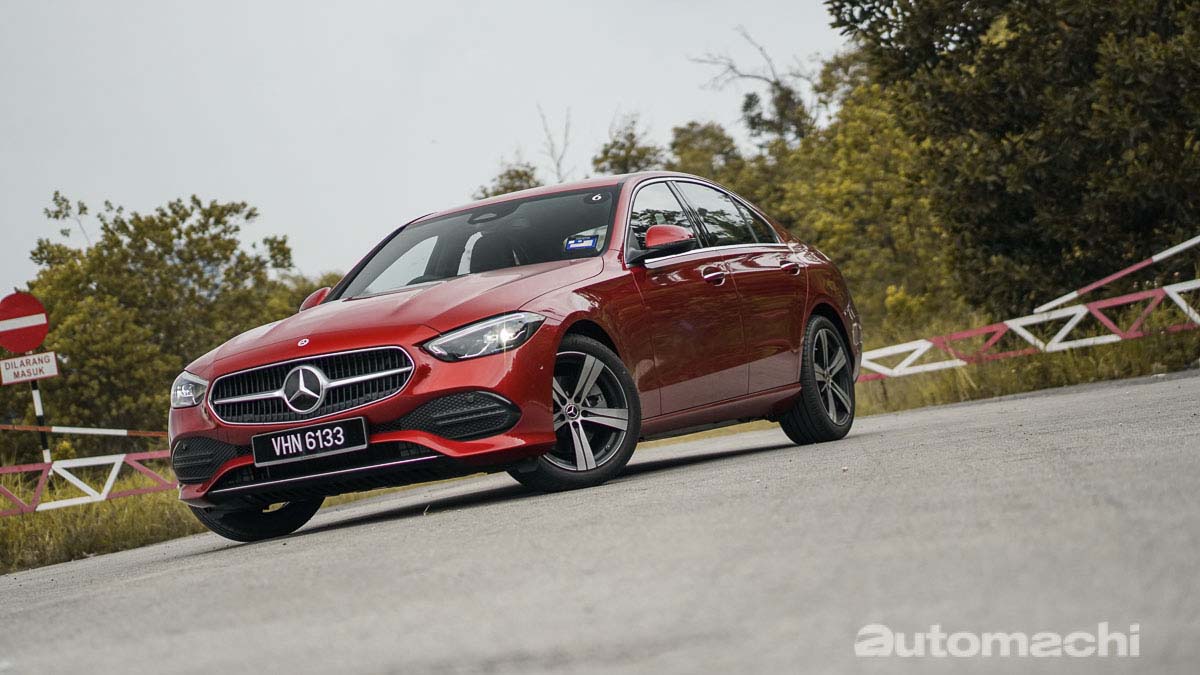 2026 Mercedes-Benz C-Class 即将登场：全新三芒星的灯组+Geely 1.5L Turbo？