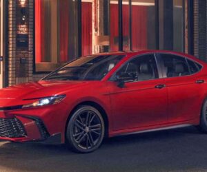 Toyota Camry Nightshade 北美登场：全新酷炫涂装、最大马力232 Hp！