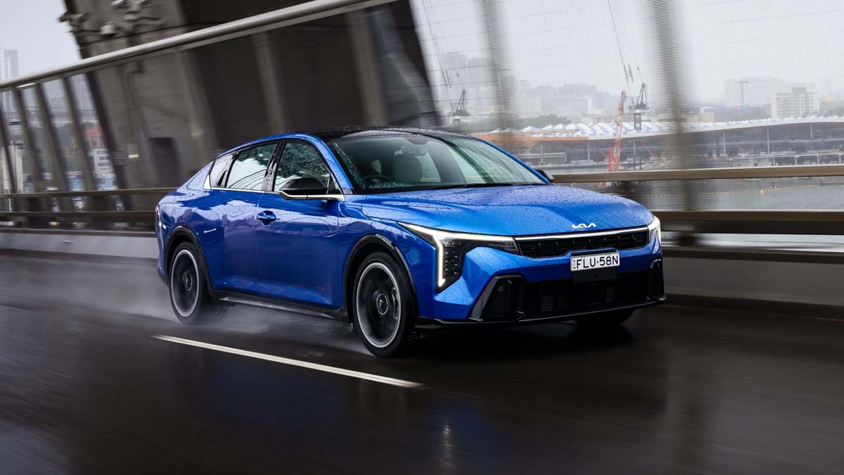 2025 Kia K4 现身马来西亚、原厂正在调研引进这款车？