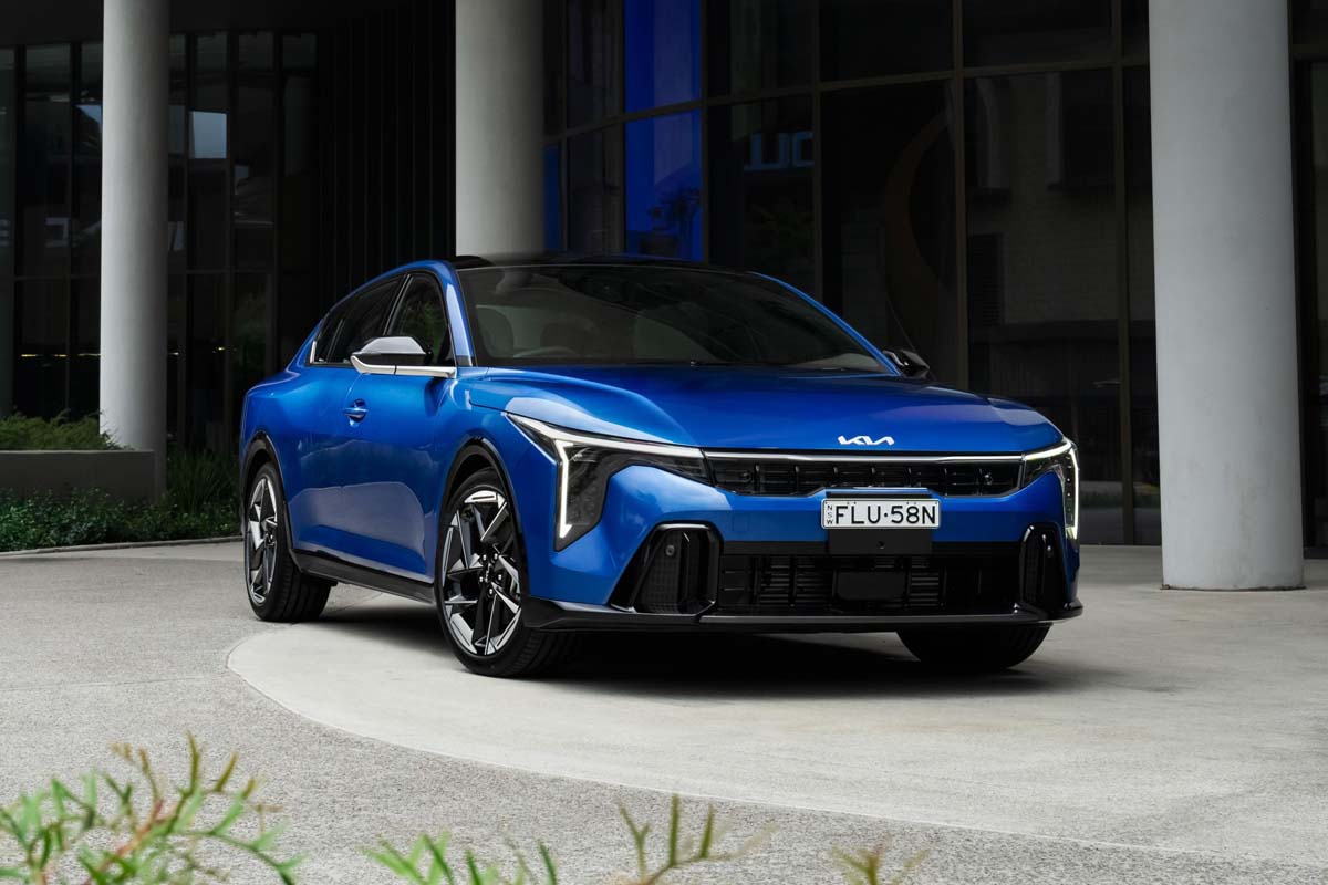 2025 Kia K4 现身马来西亚、原厂正在调研引进这款车？