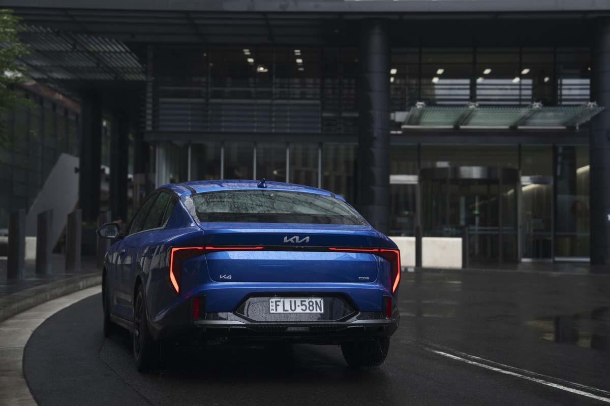 2025 Kia K4 现身马来西亚、原厂正在调研引进这款车？