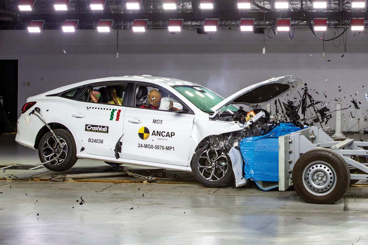 MG5 Sedan 升级版重新进行 ANCAP 撞击测试，这一次获得3星成绩！