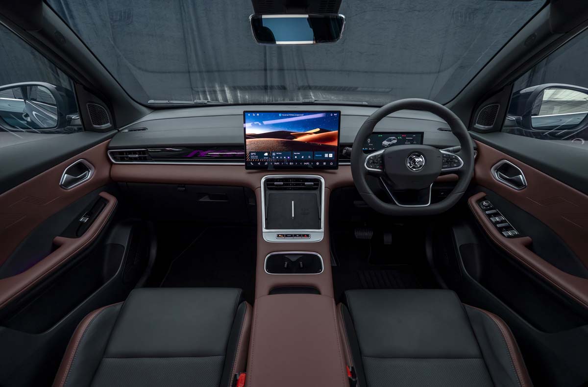 2025 Proton X50 养车成本:哪一个车型最值得买、RM 5,000净收入足够吗?