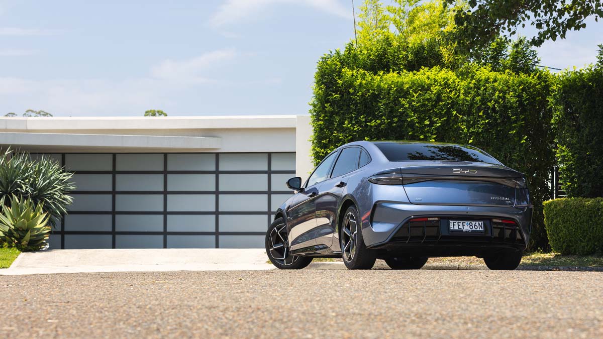 2025 BYD Seal 登陆大马：双车型可选、售价从RM 171,800起！