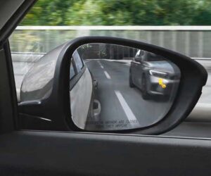 Honda 终于有 BSM！泰国宣布未来旗下车款将会陆续提供车侧盲点侦测！