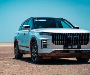 Merdeka月开新车，就是这么简单！OMODA | JAECOO J7 AWD 国庆超值配套，让您自由做主！