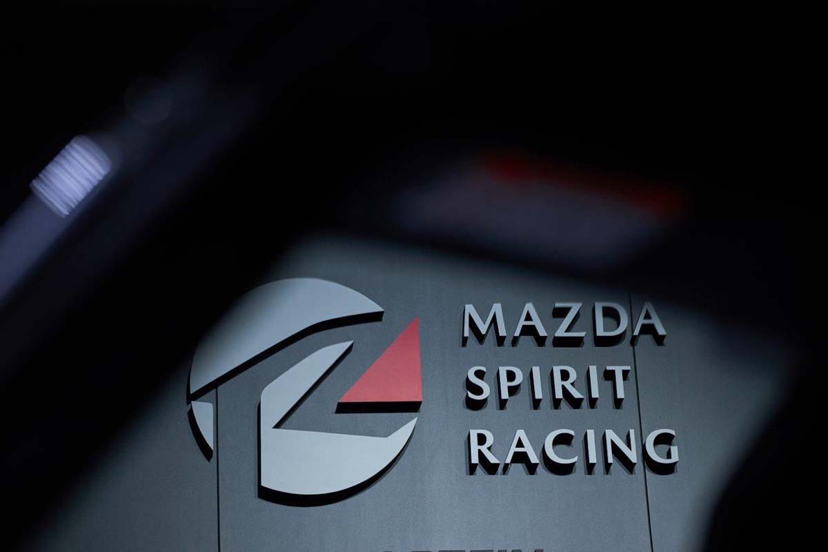 MAZDA SPIRIT RACING MAZDA3 概念车登陆东京，2.5L 涡轮引擎压榨 300 Hp 最大马力！