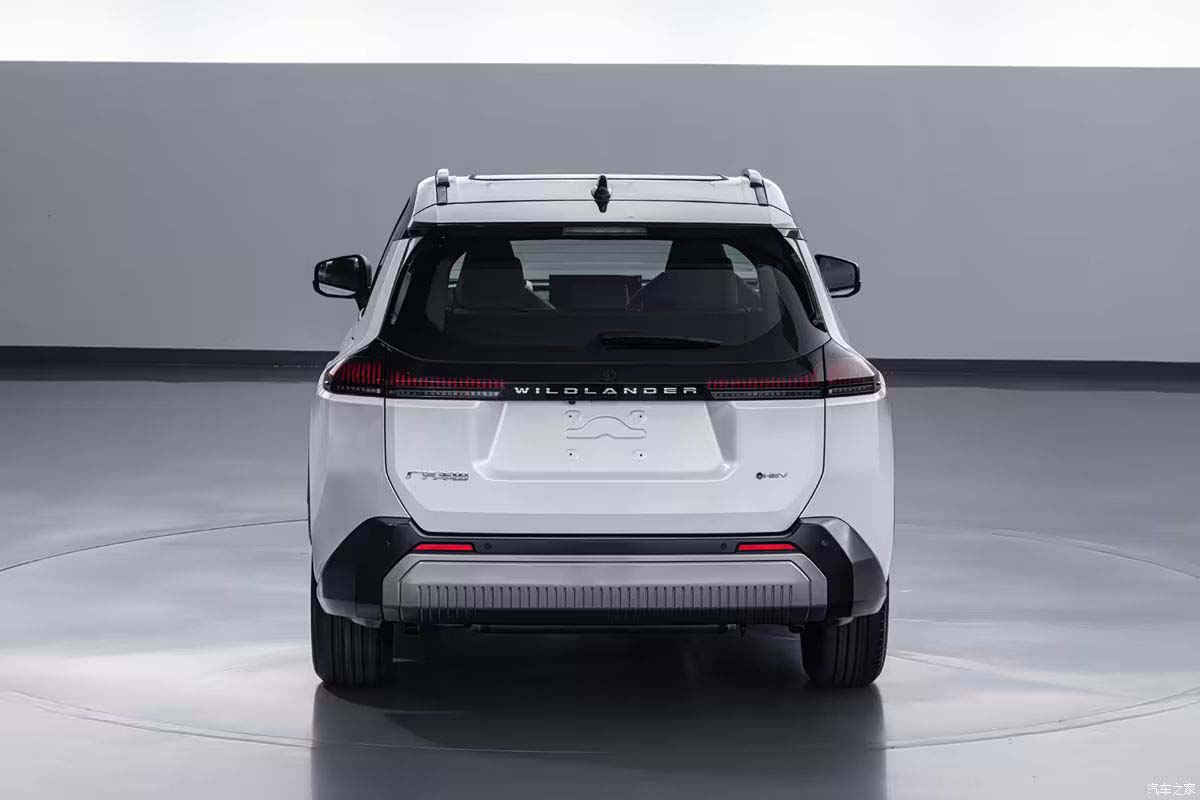 2025 Toyota Rav 4（广丰锋兰达）现身中国：确定三种引擎可以选择！