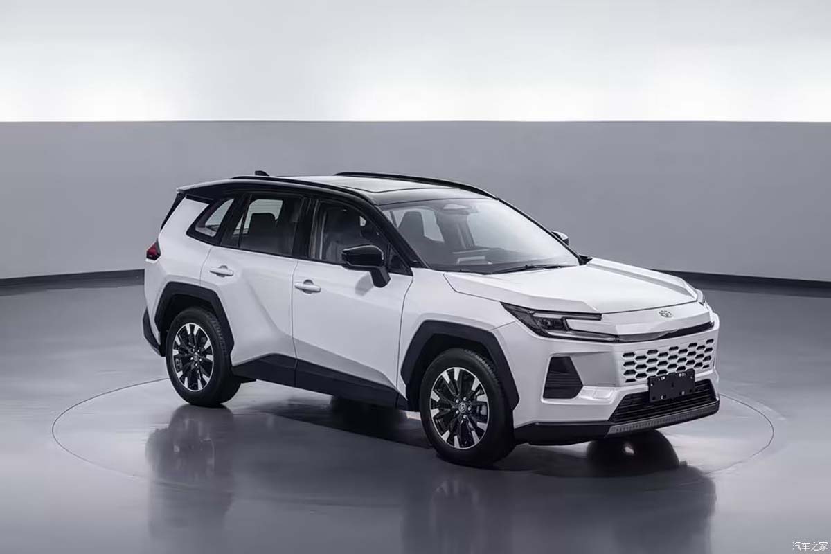 2025 Toyota Rav 4（广丰锋兰达）现身中国：确定三种引擎可以选择！