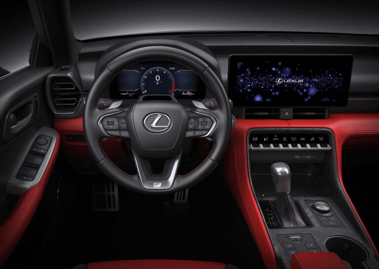 2026 Lexus IS 正式发布:全新内装设计、继续维持后轮驱动精进操控表现! - automachi.com