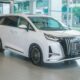 BYD Malaysia 庆祝累计销量突破 20,000 台，现选择 DENZA D9 将可以享有价值 RM5,000 的专属礼包！
