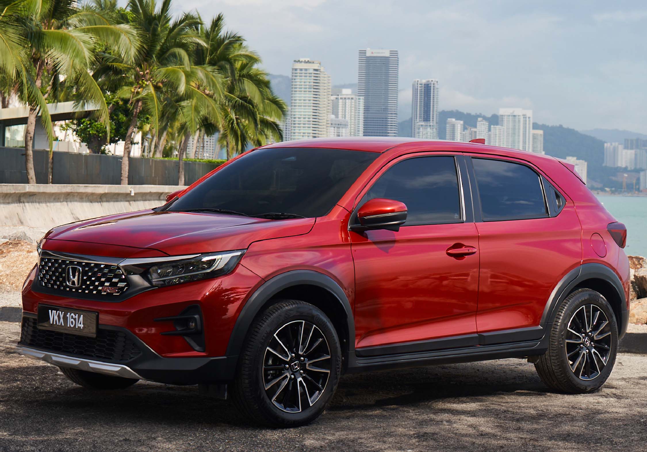 标配即高配：Honda WR-V 迎来升级，全系标配17寸轮毂，限时尊享高达RM8,000*礼遇！