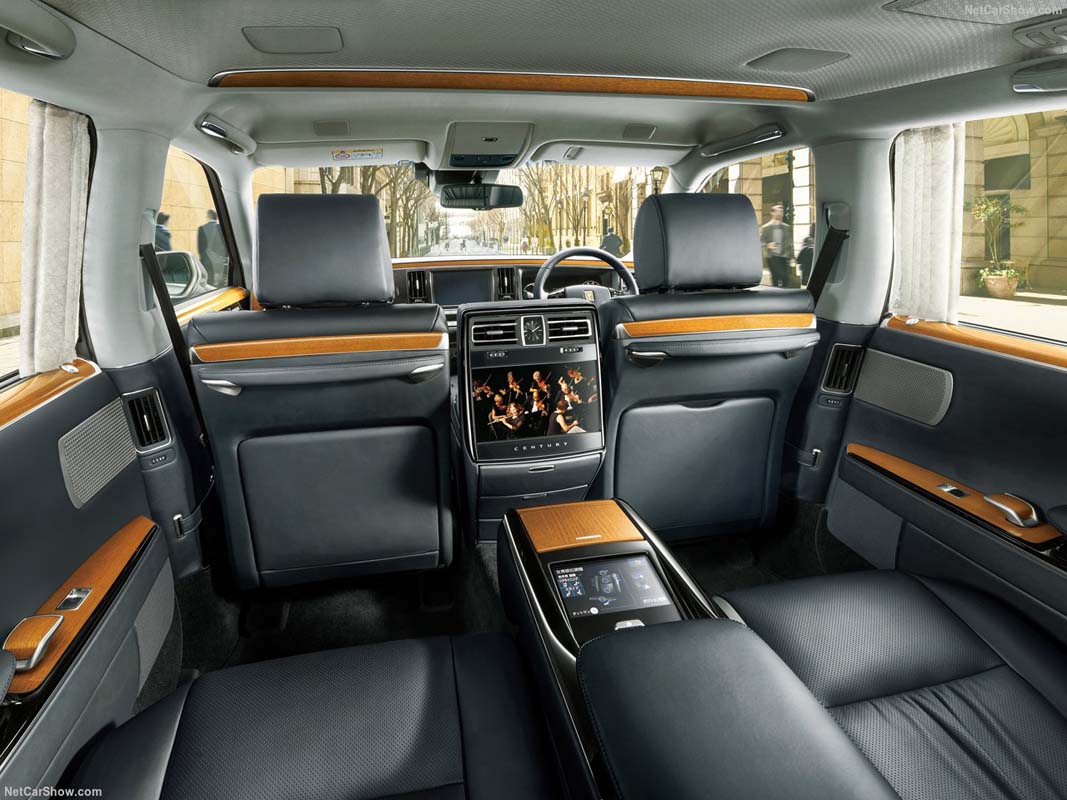 日本的劳斯莱斯！Toyota Century 目前已经可以在大马买到、售价约RM 1,000,000！